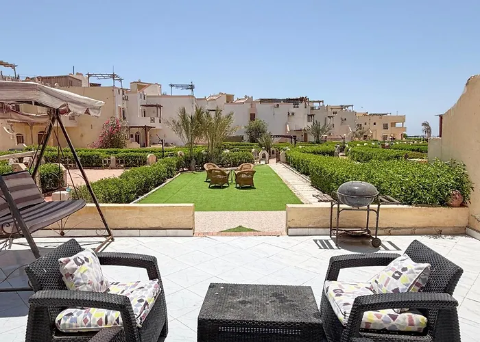 Villa Blue Lagoon Sea View With Private Garden And Rooftop For Families