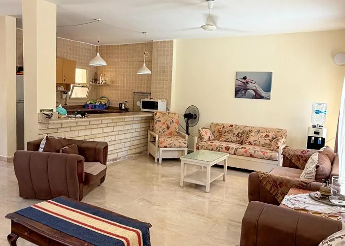 Villa Blue Lagoon Sea View With Private Garden And Rooftop For Families