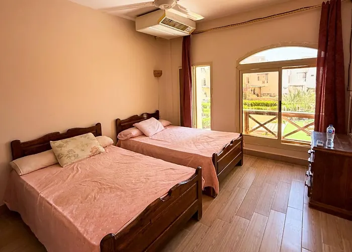 Blue Lagoon Sea View With Private Garden And Rooftop For Families Ras Sedr